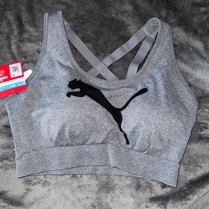 Puma DRYCELL sport bra - 1x - NWT!
PUMA BRA BUNDLE DEAL 3 for $10 each!